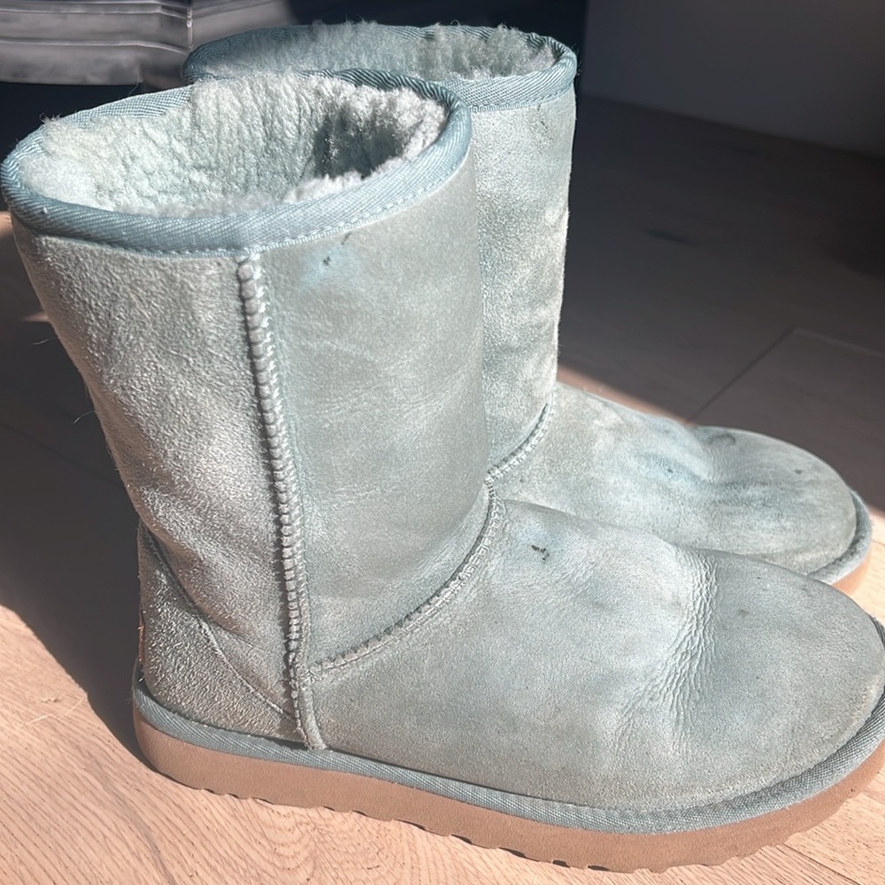 Ugg Classic II Short Boots in Sea Green - Picture 5 of 9